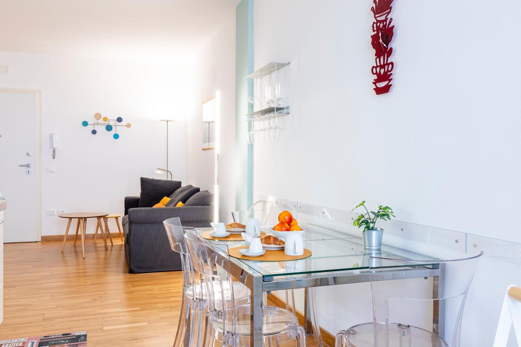 Piazza Cavallotti & Mercato Centrale Apartment! Livorno Bagian luar foto
