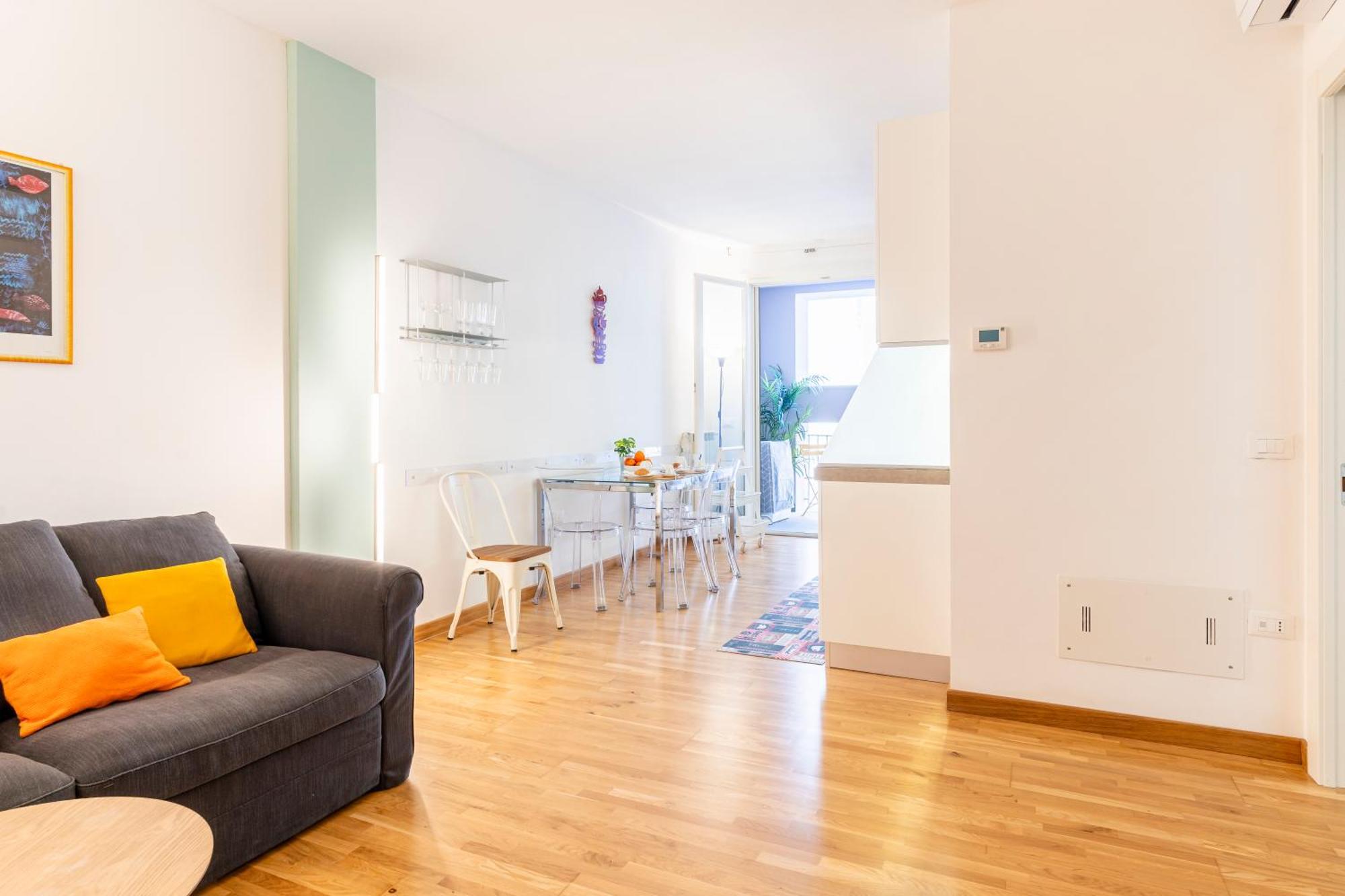 Piazza Cavallotti & Mercato Centrale Apartment! Livorno Bagian luar foto